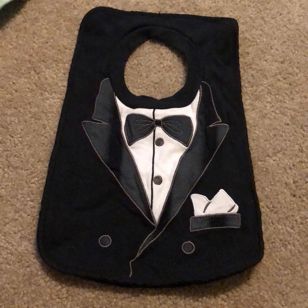 Tuxedo bib